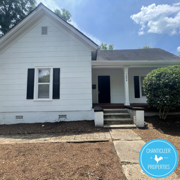 1604 E Main St in Durham, NC - Building Photo