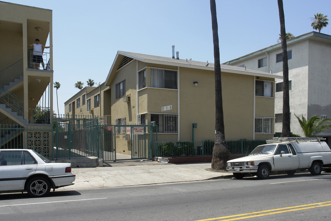 211 S Normandie Ave in Los Angeles, CA - Building Photo