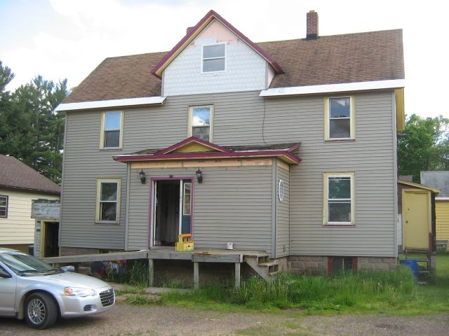 103 N Tamarack St in Gwinn, MI - Building Photo