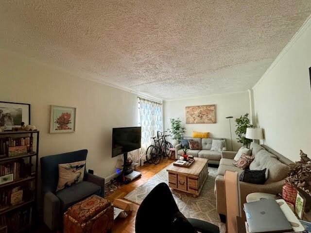 1 W 126th St in New York, NY - Building Photo