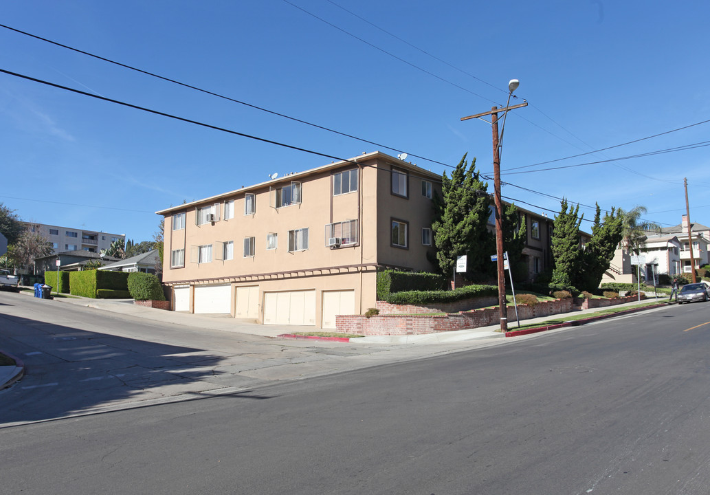 2005 Talmadge St in Los Angeles, CA - Building Photo