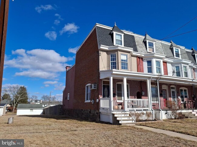 545 Main St in East Greenville, PA - Building Photo - Building Photo