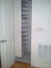 2328 Champlain St NW, Unit 203 in Washington, DC - Building Photo - Building Photo