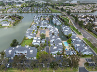 400 Barnegat Ln in Redwood City, CA - Foto de edificio - Building Photo