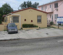 734 SW 7th St in Miami, FL - Building Photo - Building Photo