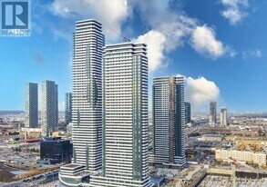 225 Commerce St in Vaughan, ON - Building Photo