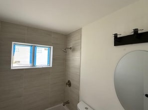 1123 N 17th Ct, Unit 2 in Hollywood, FL - Building Photo - Building Photo