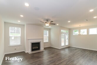 46 Overview Ct in Dallas, GA - Foto de edificio - Building Photo