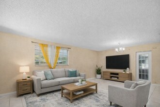 1041 NW 196th Terrace in Miami, FL - Building Photo - Building Photo