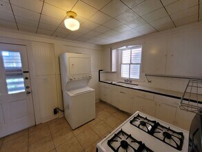 2112 Avenue K in Galveston, TX - Building Photo - Building Photo