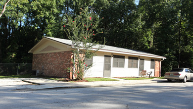 Forest Meadows West in Jacksonville, FL - Building Photo - Building Photo