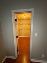 1394 N Crossing Dr NE, Unit 1394 in Atlanta, GA - Foto de edificio - Building Photo