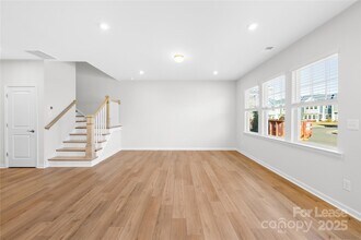 5676 Clear Creek Ln in Charlotte, NC - Building Photo - Building Photo
