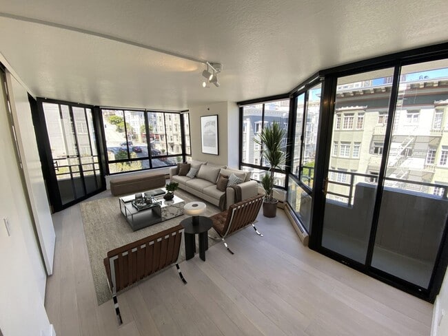 property at 900 Bush St