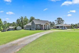 264 Lagrange St in Newnan, GA - Building Photo - Building Photo