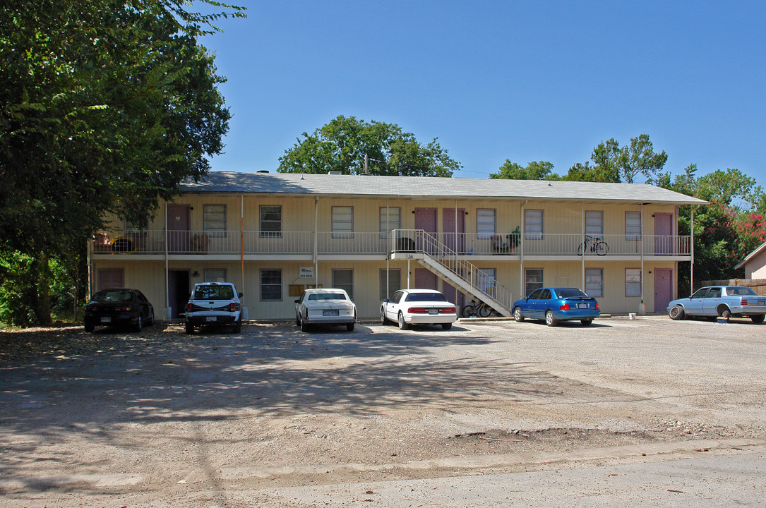 716 Avenue I in Killeen, TX - Building Photo