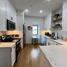 8 Viking St, Unit 3 in Boston, MA - Building Photo - Building Photo