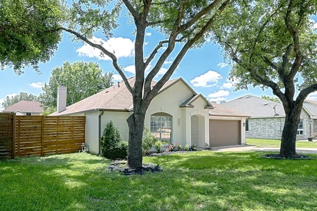 1305 Marigold Way in Pflugerville, TX - Building Photo - Building Photo