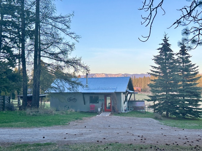property at 133 Lidstrom Rd