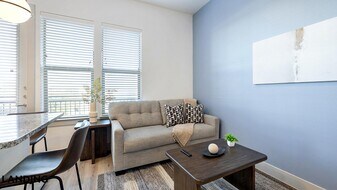 13701 Montfort Dr in Dallas, TX - Building Photo