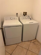 9040 SW 125th Ave in Miami, FL - Building Photo - Building Photo