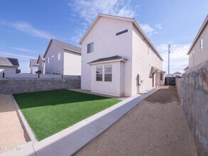 14655 Pebble Hills Blvd in El Paso, TX - Building Photo - Building Photo