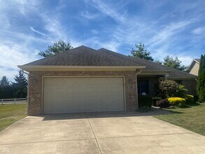 1128 Brookside Ct in Avon, IN - Building Photo - Building Photo
