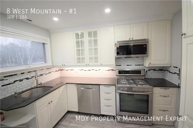 property at 8 Mountain