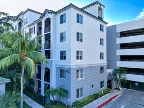 1660 Renaissance Commons Blvd in Boynton Beach, FL - Building Photo - Building Photo