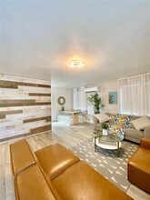 2462 Adams St in Hollywood, FL - Building Photo - Building Photo