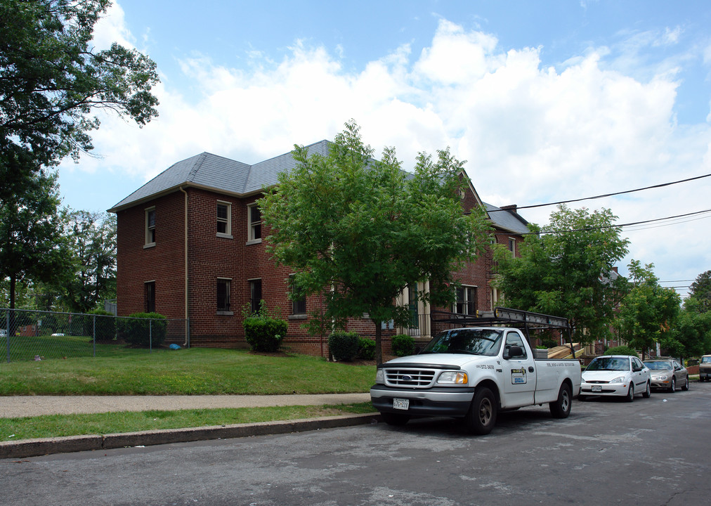 2941-2943 Nelson Pl SE in Washington, DC - Foto de edificio