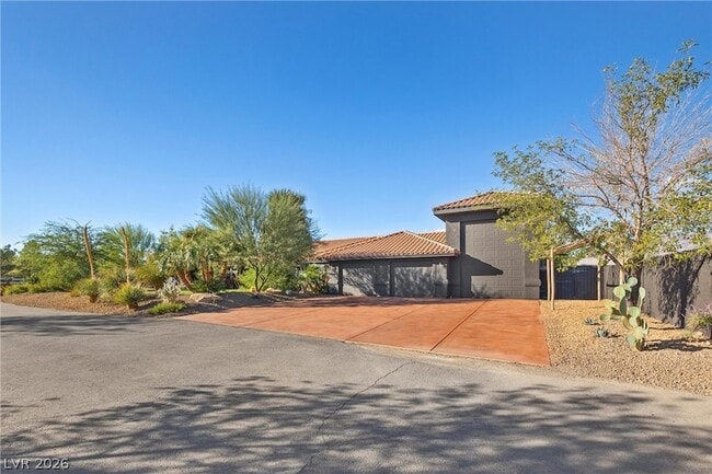 property at 7520 Sisk Rd