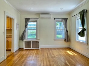413 Bedford St in Lexington, MA - Building Photo - Building Photo