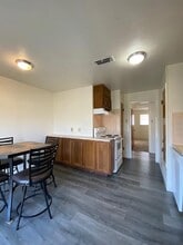 1026 N Wells St in Pampa, TX - Building Photo - Building Photo