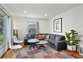 2026 Idaho Ave S in Minneapolis, MN - Building Photo - Building Photo