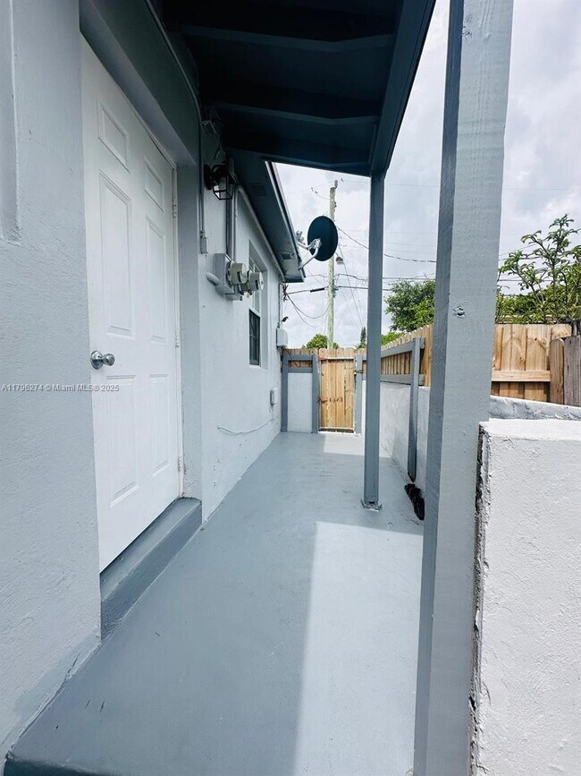 115 NW 56th Ave. in Miami, FL - Building Photo - Building Photo