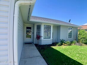 1571 Kingfisher Blvd in Orange Park, FL - Building Photo - Building Photo
