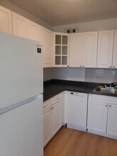 3550 N Lake Shore Dr, Unit 1428 in Chicago, IL - Building Photo - Building Photo