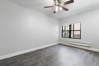 4555 Malden St in Chicago, IL - Building Photo - Building Photo