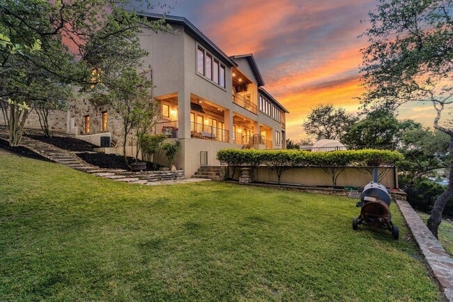 9104 Atwater Cove in Austin, TX - Foto de edificio - Building Photo