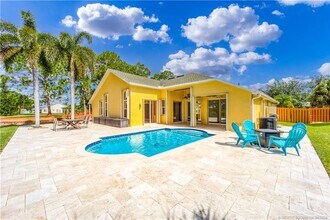 5936 NW Brenda Cir in Port St. Lucie, FL - Building Photo - Building Photo