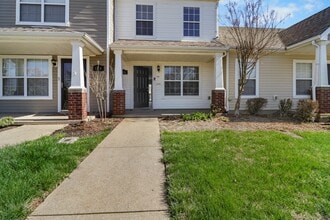 106 Alexander Blvd in Clarksville, TN - Building Photo - Building Photo