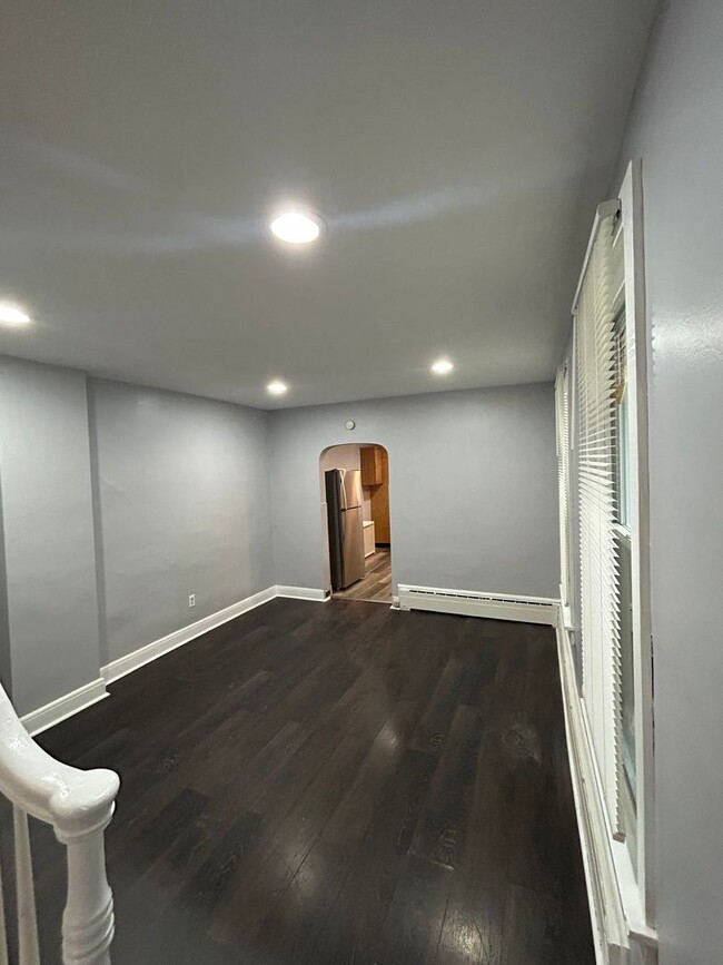 869 Queen St in Pottstown, PA - Building Photo - Building Photo