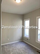 716 N High St-Unit -Unit 1 in Millville, NJ - Building Photo - Building Photo