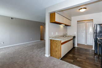 Chimneys of Oak Creek Apartments in Kettering, OH - Foto de edificio - Interior Photo