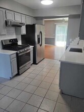5229 Acacia Ct in Gurnee, IL - Building Photo - Building Photo