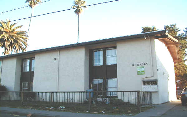 906-916 Sunset Ave in Santa Rosa, CA - Foto de edificio - Building Photo