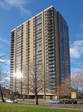 Regency House Condominiums in Milwaukee, WI - Building Photo - Building Photo