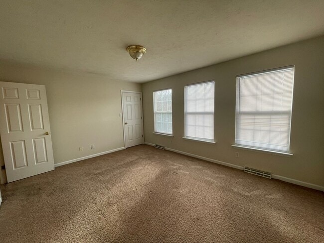 8 Blackberry Ct in Lynchburg, VA - Building Photo - Building Photo