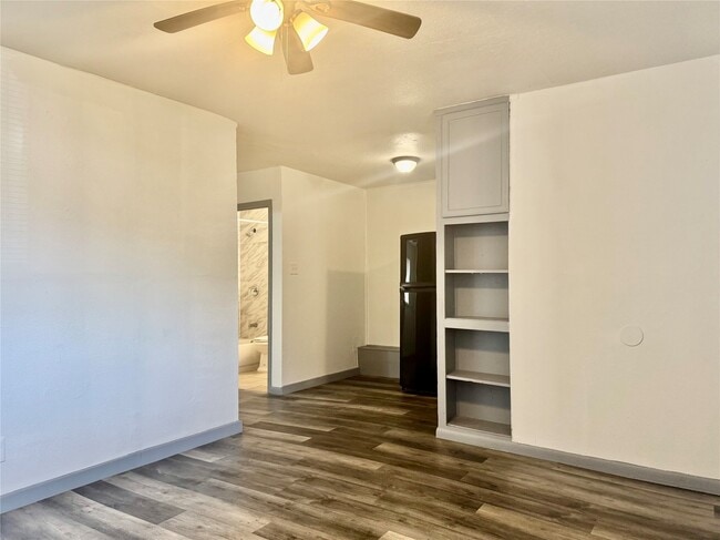 property at 1001 Spooner St